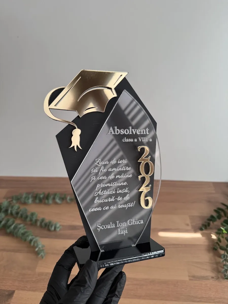 Trofeu de absolvire din plexiglas