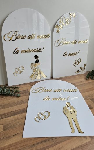 Panou decorativ din plexiglas si oglinda aurie – Bine ati venit la mireasa, la mire, la nasi